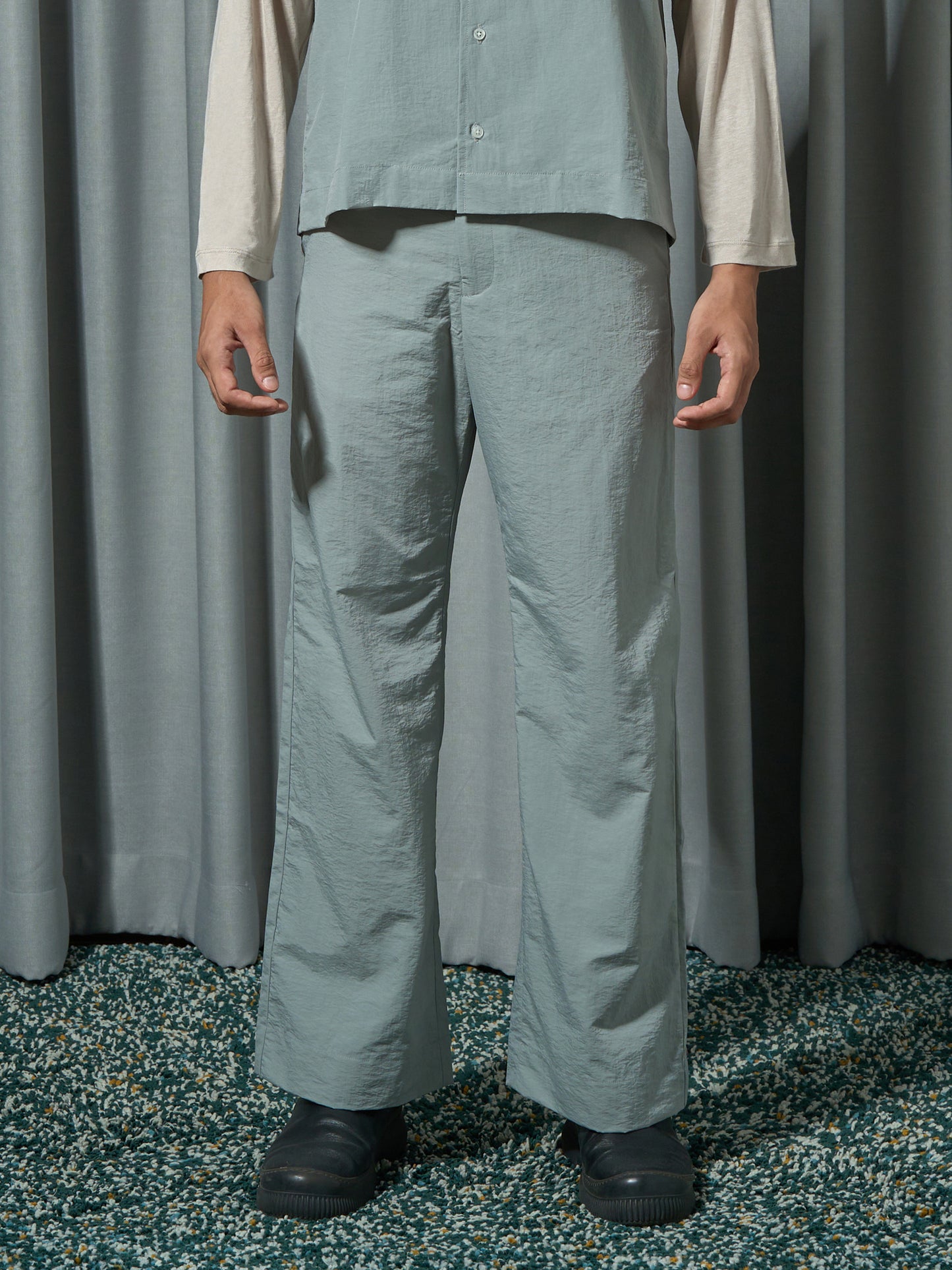 Hands-on Trousers (gry)